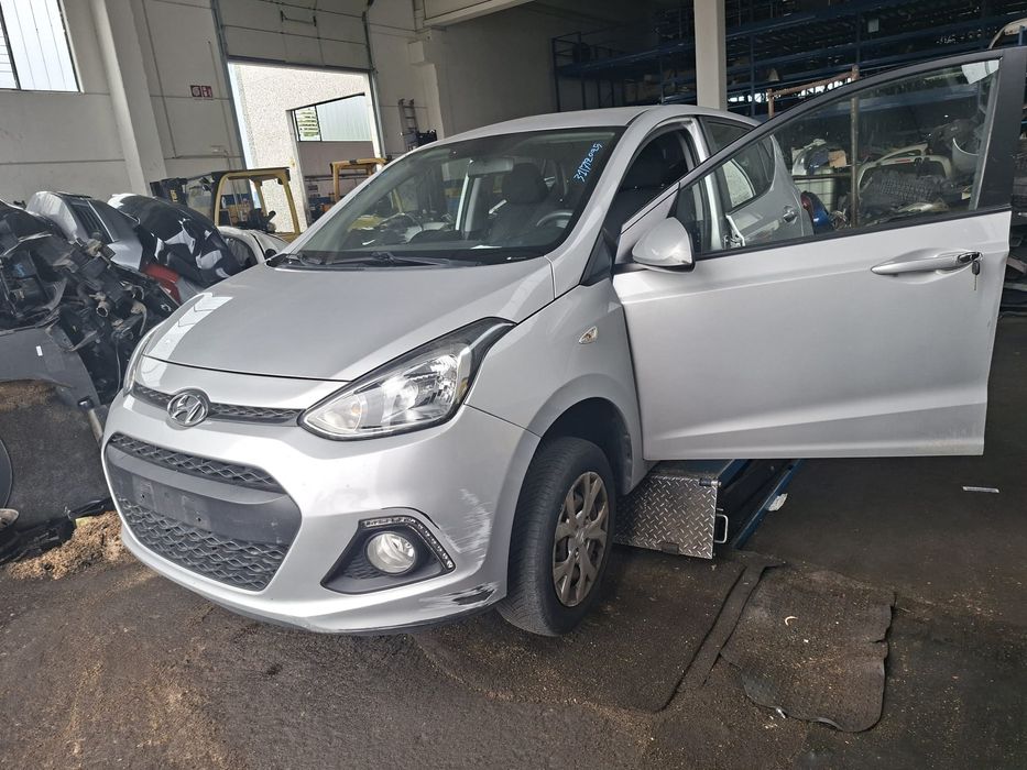 Fata completa hyundai I 10 2016