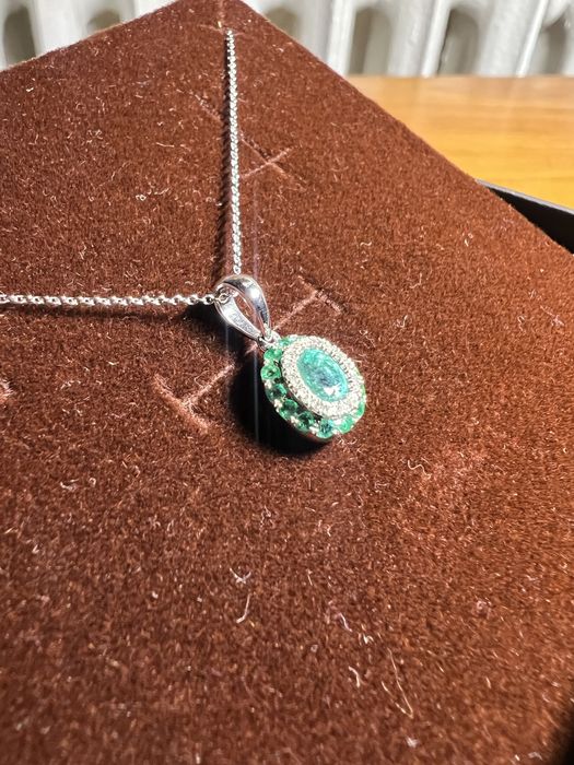 Lant si Pandantiv Smarald Diamant Aur alb 18k-  KULTHO