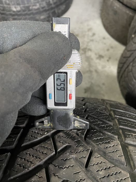 anv m+s 245/45/18 Semperit/Michelin