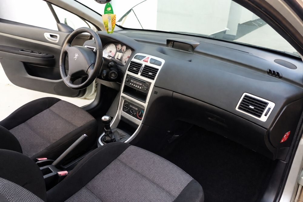 Peugeot 307  1.6 hdi