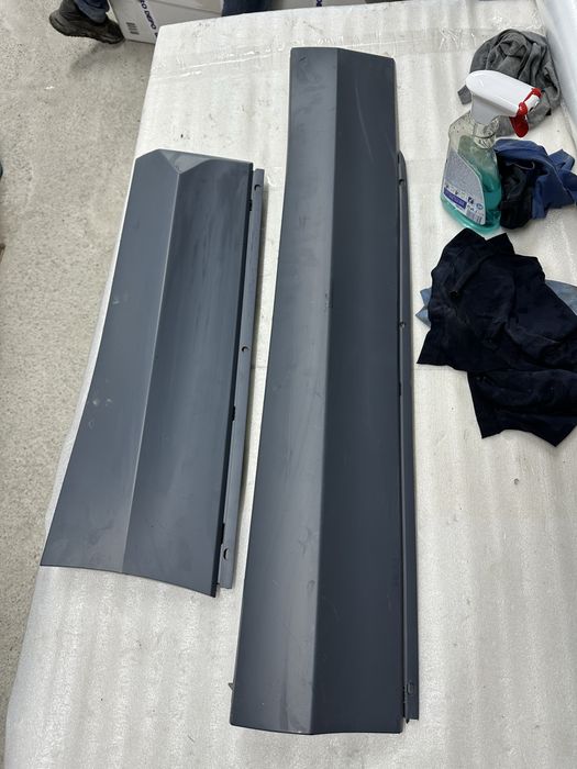 Bandouri uși stânga față spate vw tiguan 2.5na.cod:5na854939.ah.