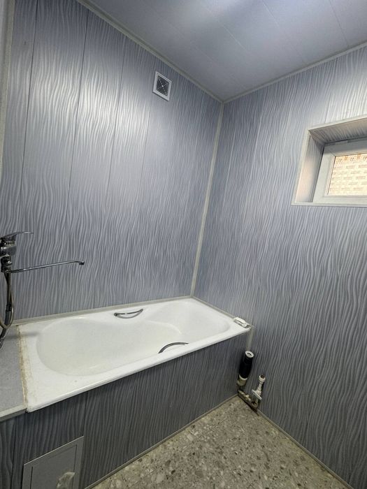 Срочно продаётся 2-х комнатная квартира 77 серия