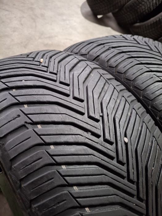 2 Anvelopele de iarnă 215 55 r16 Michelin