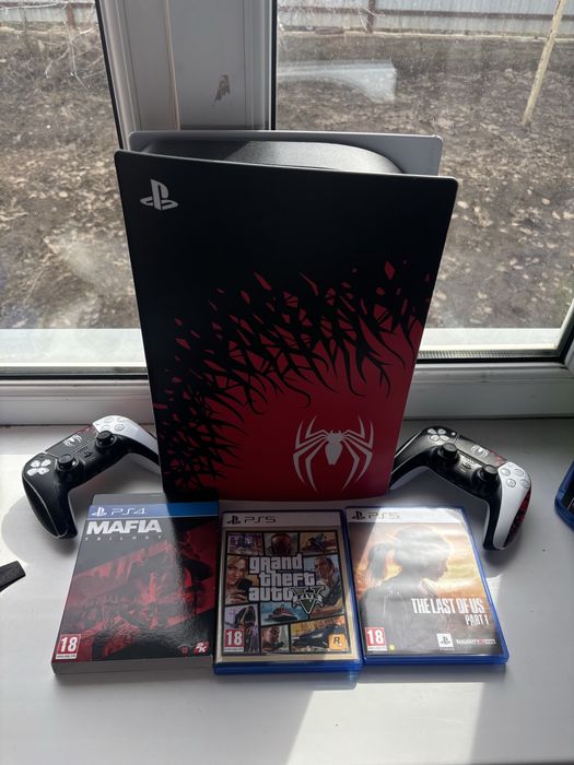 Продам Play Station 5