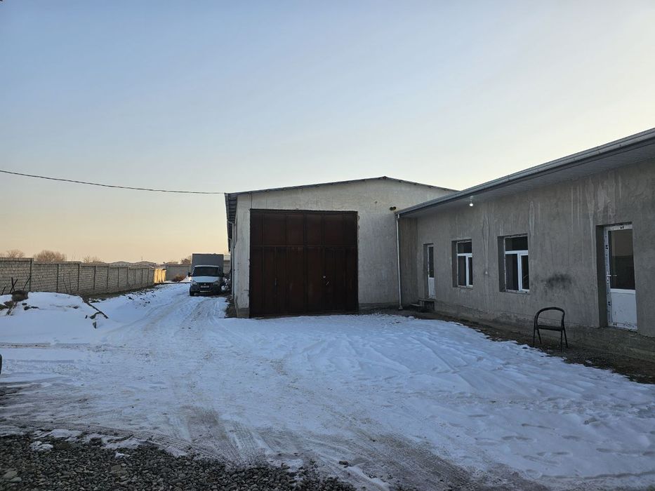 Arenda Erkinda ZangioOtada 200kv sklad  qsa boladi 15kv