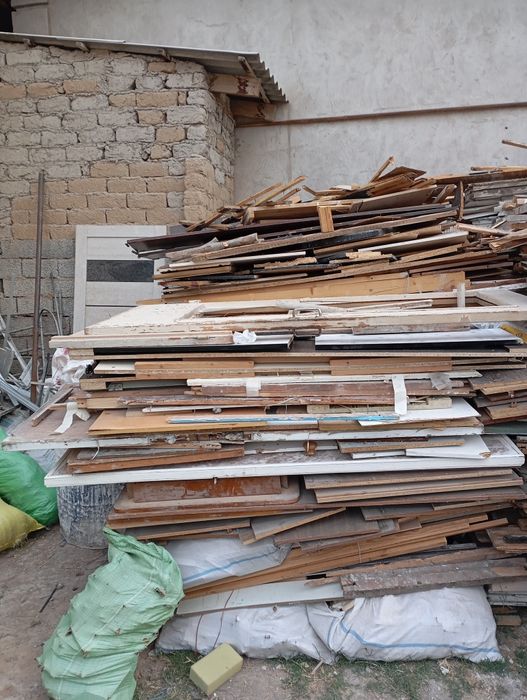 Утин сотилади курук тахталар келишилган нархларда