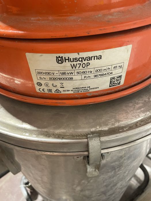 Husqvarna w70p + masina slefuit beton