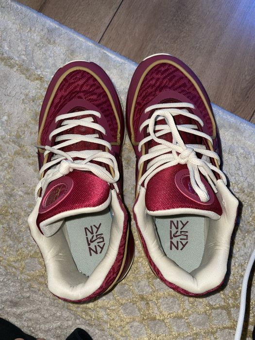 Кевин дурант 15 новые в них не играл коробки нету