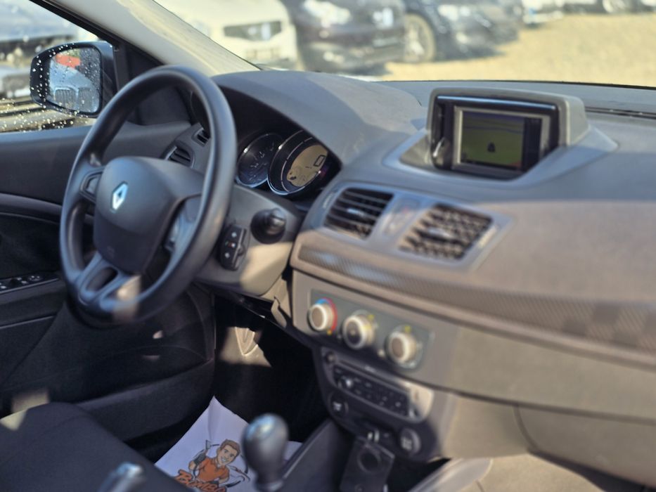 RENAULT Megane 2013 — imagine 5