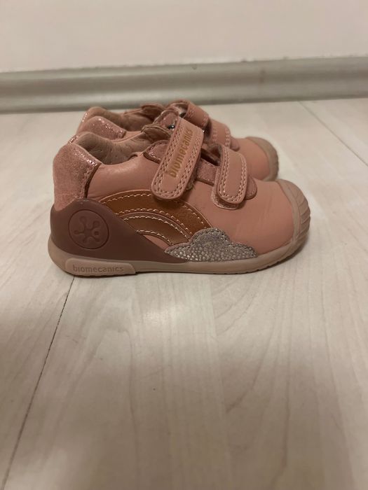 Обувки Biomecanics