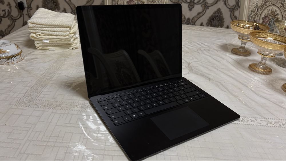 Surface laptop 4
