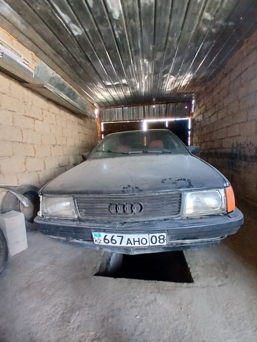 Audi 100 2.3 на ходу