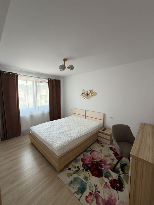 Inchiriez apartament cu 2 camere, bloc nou, zona Trivale 3, loc de  parcare inclus