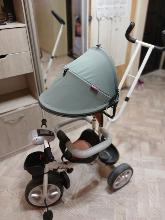 Продаётся срочно велоколяска