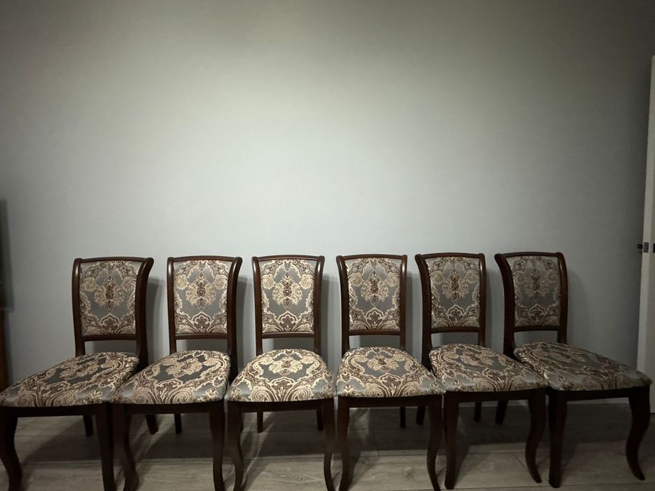 Продам стулья для гостиной 6шт