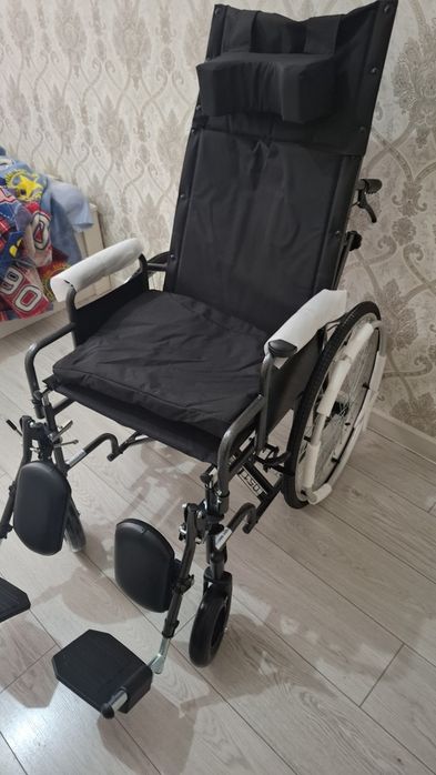 Инвалидная коляска