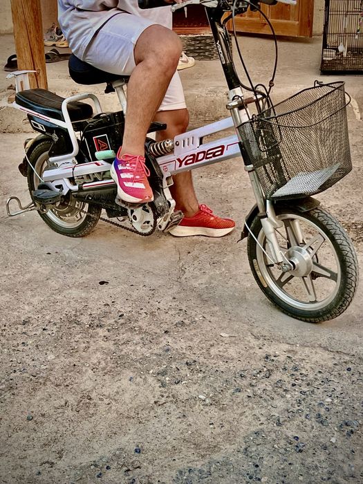 Срочна скутер сотилади