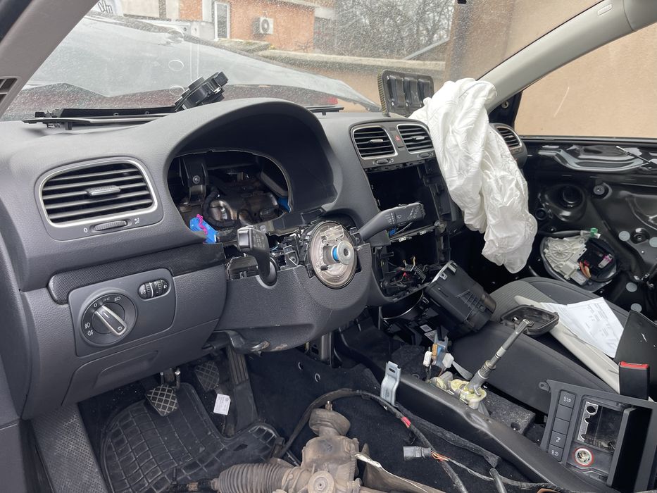 Vw Golf 6 Variant 1.6tdi на части