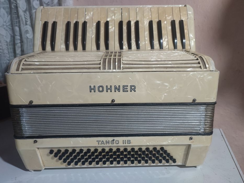 Vand acordeon hohner
