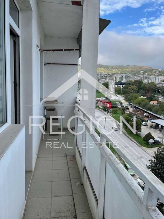 Дава се под наем Тристаен апартамент в Варна, Младост 2 - 70 кв.м за 443.7 € - Снимка #15