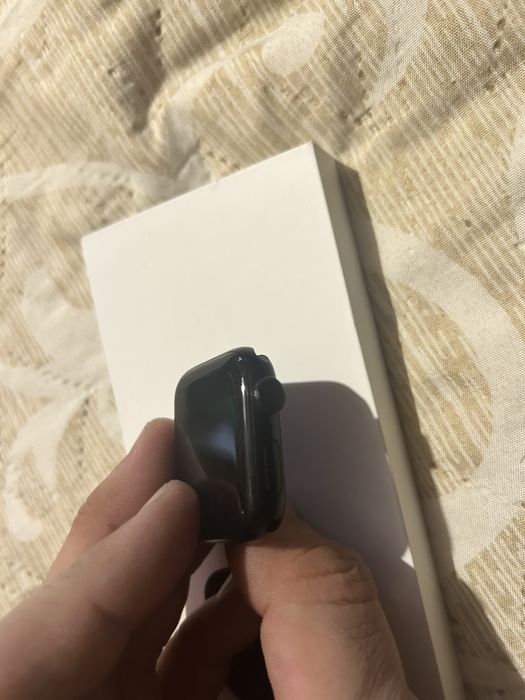 Apple Watch SE Gen 2 40 mm Midnight