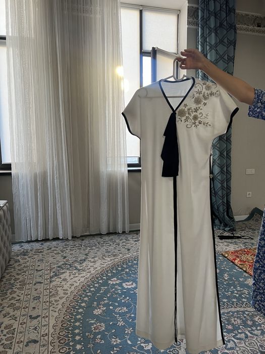 Белая накидка /платье материал лен.  Размер 44/46. И платье шифоновое