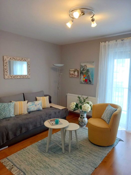 Inchiriez apartament 2 camere