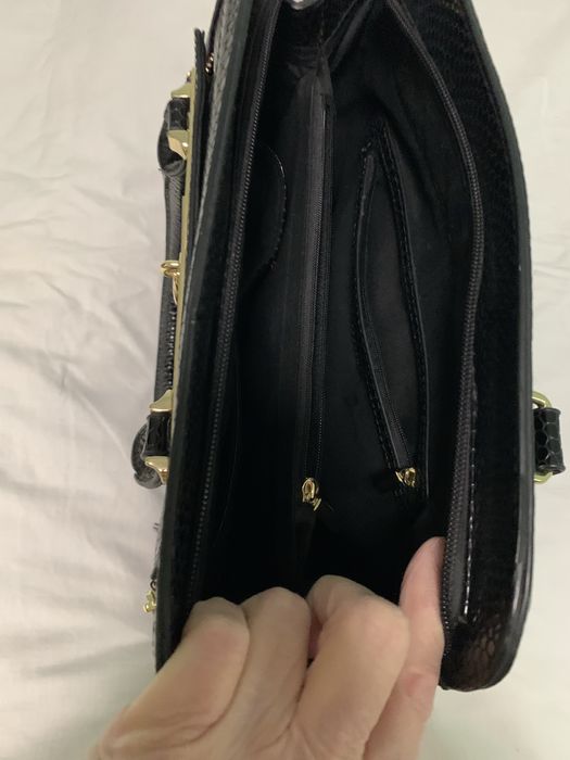 Стилна дамска чанта ( тип куфарче)