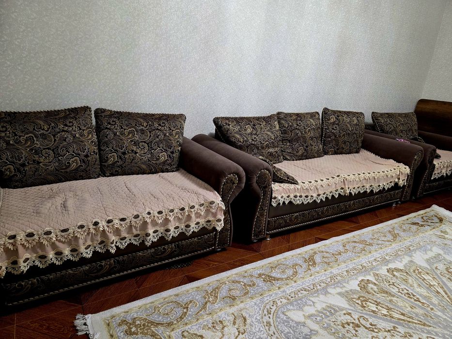Продам диван, тройка