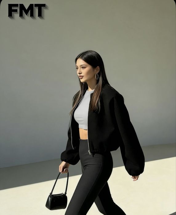 Чёрный укороченный бомбер FMT