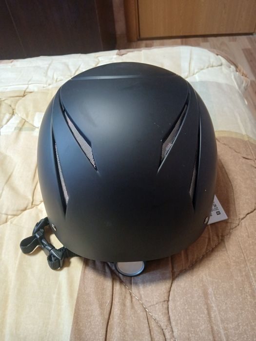 Каска FOUGANZA тока  FH 500 нова.