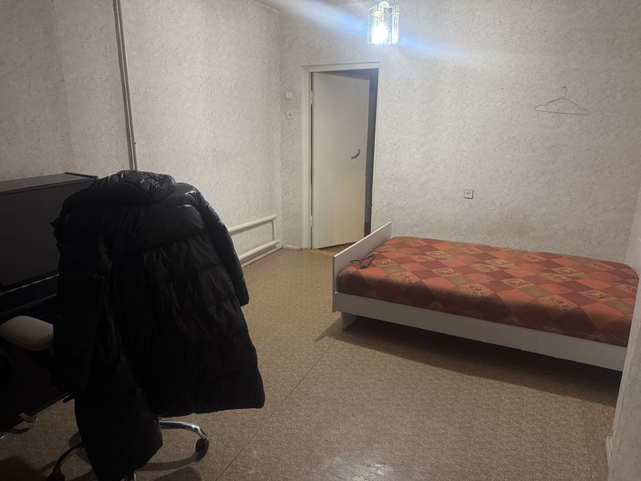 Комната на против Яккасарай РОВД