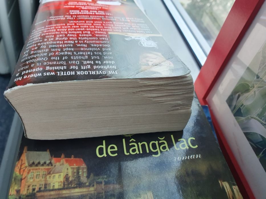 Stephen King, Albert Camus - pt Bucuresti