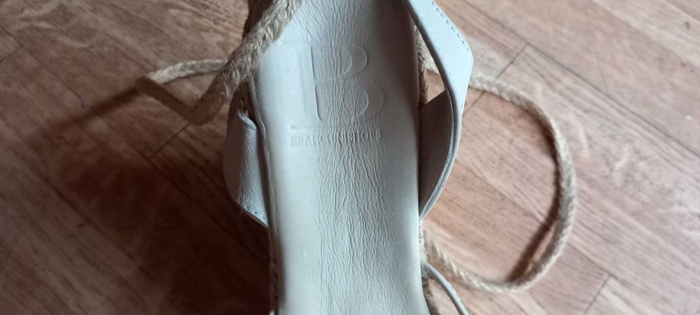 Обувки ( 2 чифта ) : Летни - Branchini shoes ( 39 номер ) и пролетно-есенни - Nine west ( 40 н )