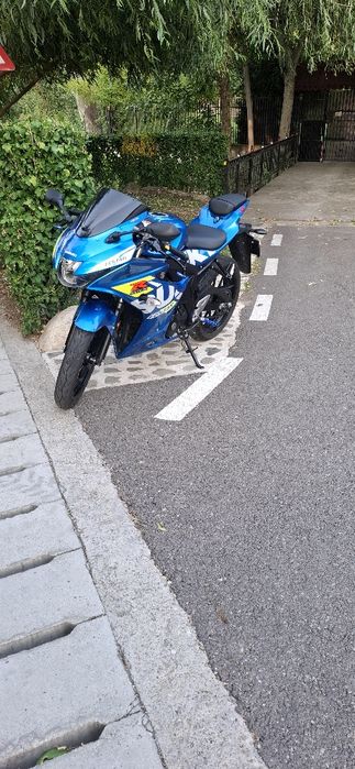 Vând suzuki gsx r125 2024