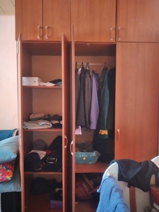 Продаётся огромный )) шифонер