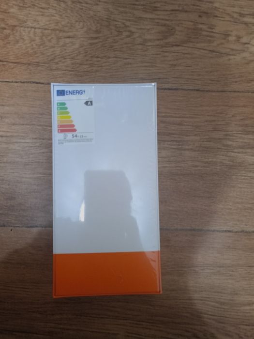 Продам телефон новый