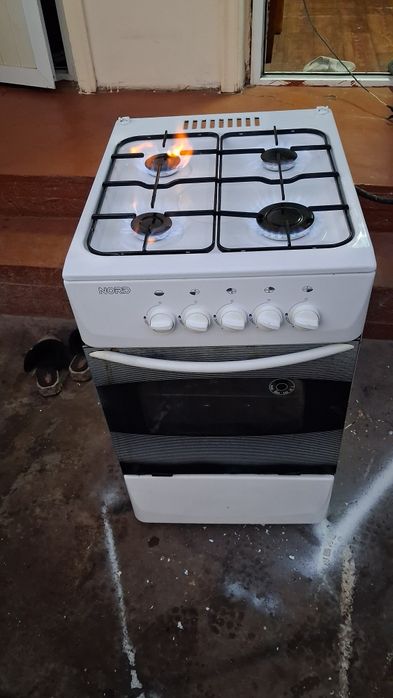 Срочно продаётся газ плита Беларусь