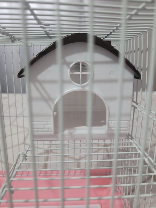 Vând cușcă pentru hamster