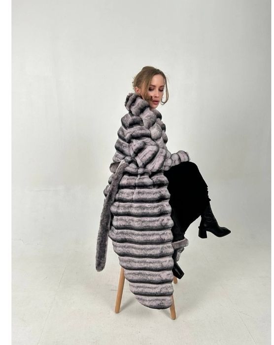 Продам шубу под шиншиллу