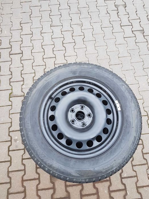 Roti iarna Audi Q3, 215/65 R17 99H, jante otel OE Audi 5QF 601 027 J/K