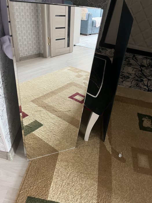 Продам зеркало срочно