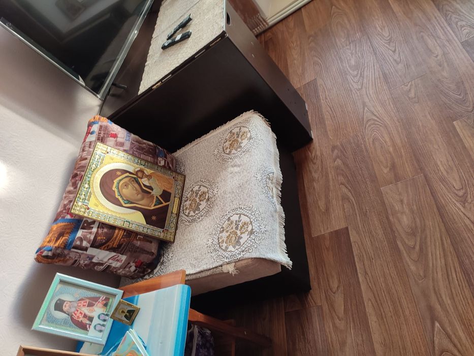 Продаётся мягкий уголок