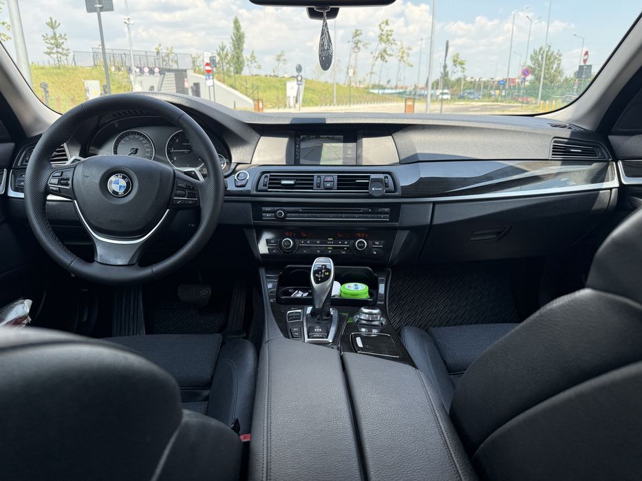 BMW 5 Series 2012 — imagine 5