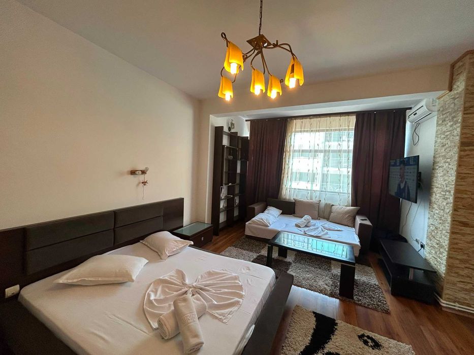 Garsoniera statiunea Mamaia, langa hotel Regal