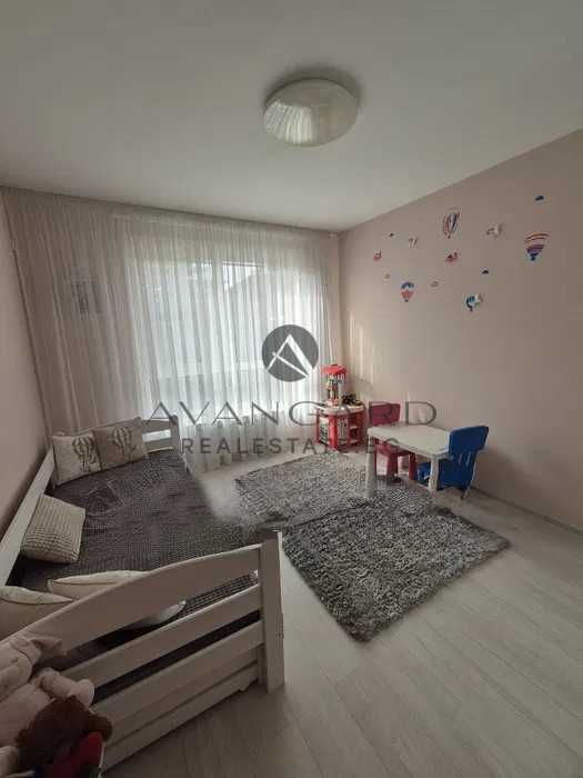 Продава се Тристаен апартамент в Пловдив, Кючук Париж - 106 кв.м за 1877 €/кв.м - Снимка #5
