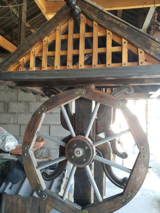 Декоративный колодец