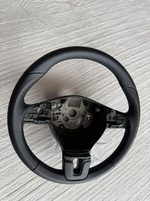 Volan VW Golf 6, Passat B6, B7, CC comenzi + padele