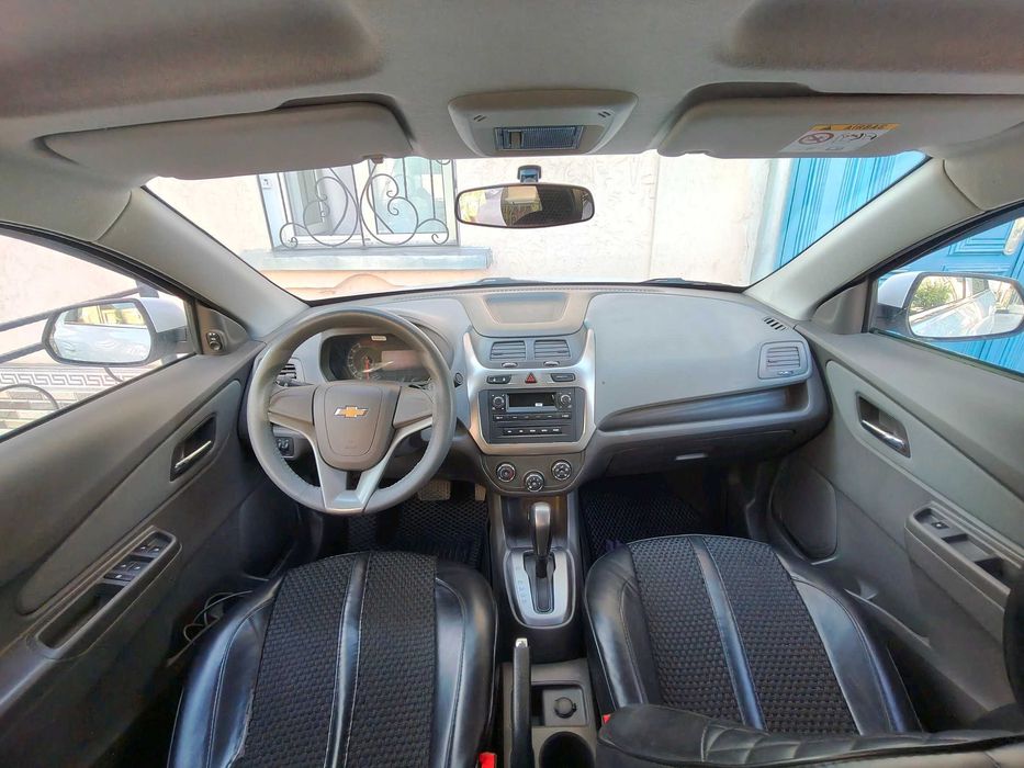 Chevrolet Cobalt 2024, 22 000 км, автомат, идеал ҳолат, ранги оқ