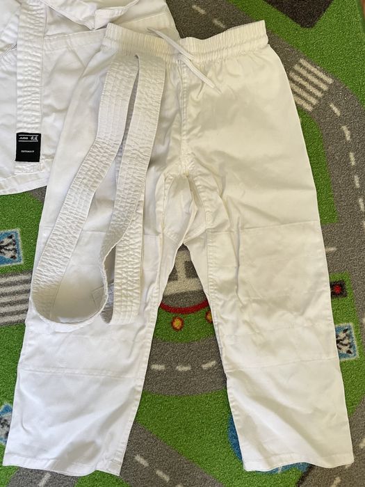 Kimono judo dechatlon - 6-8 ani